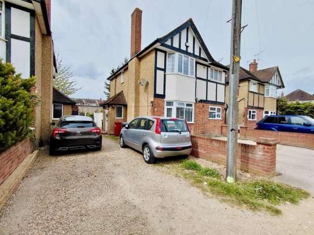 Flat for sale in Slough, Isle Of Man