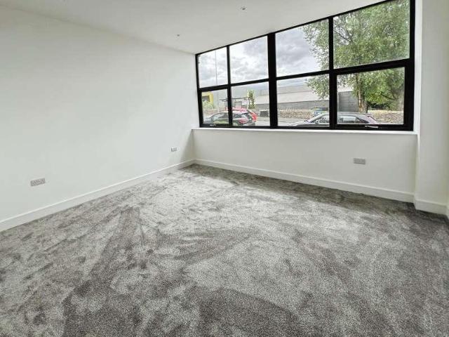 Flat for sale in Lee Bank, Greater Manchester