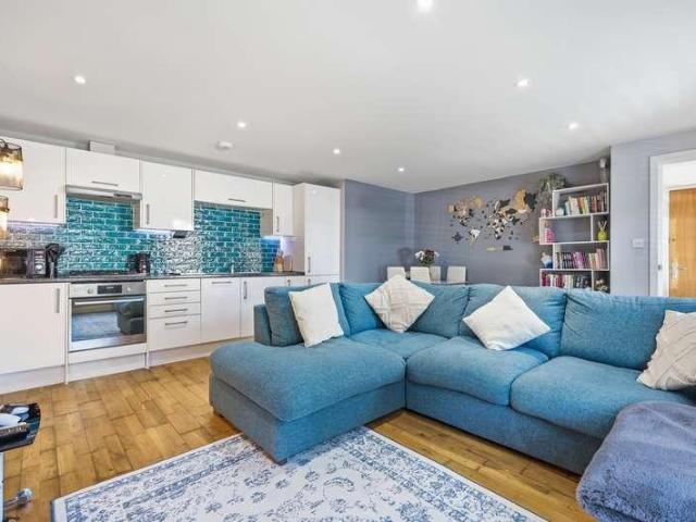 Flat for sale in Epping, Essex