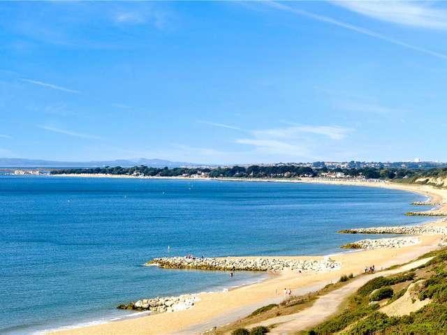 Flat for sale in Highcliffe