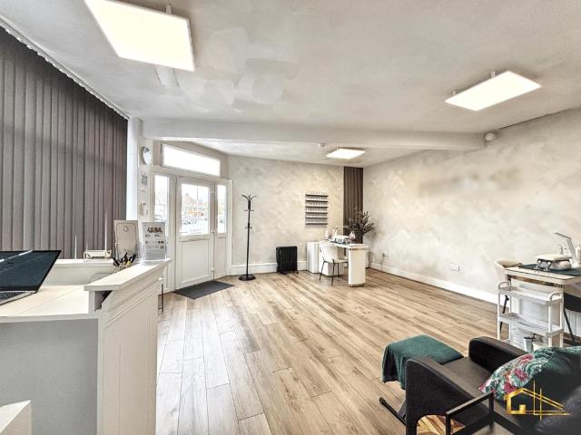 Flat for sale in Sidley, Heathlands