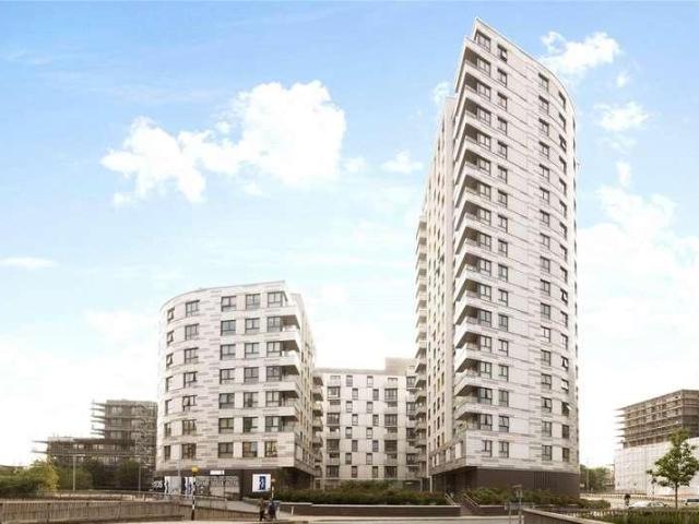 Flat for sale in Coley, Reading