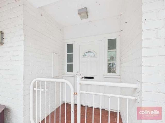 Flat for sale in The Old Town, Kepwick