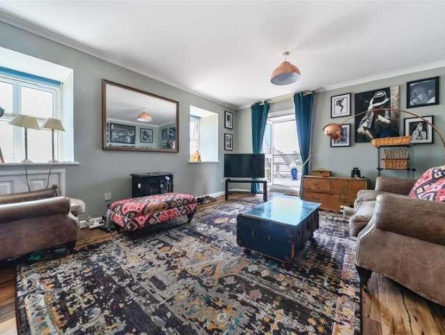 Flat for sale in Forton, Middlecroft