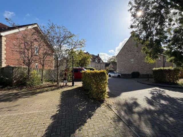 Flat for sale in Belle Vue, Midsomer Norton
