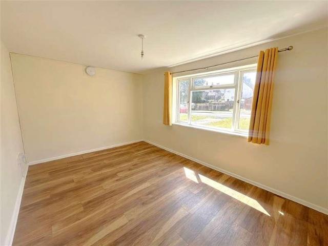 Flat for sale in Wells, Somerset