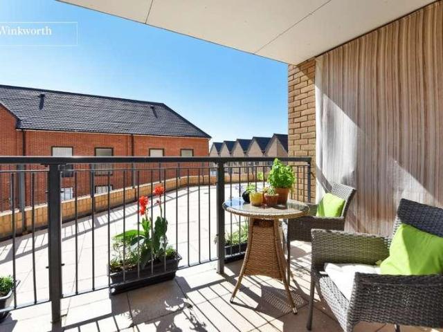 Flat for sale in London Borough of Sutton, Greater London