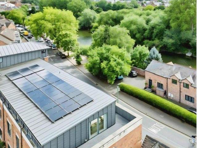 Flat for sale in Greenfields, Frankwell