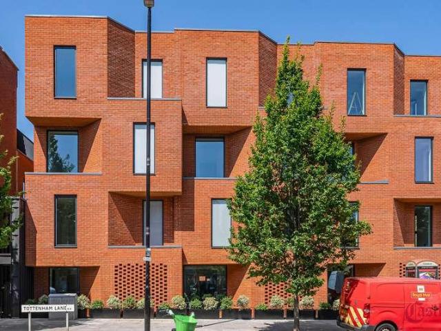 Flat for sale in London Borough of Haringey, Greater London