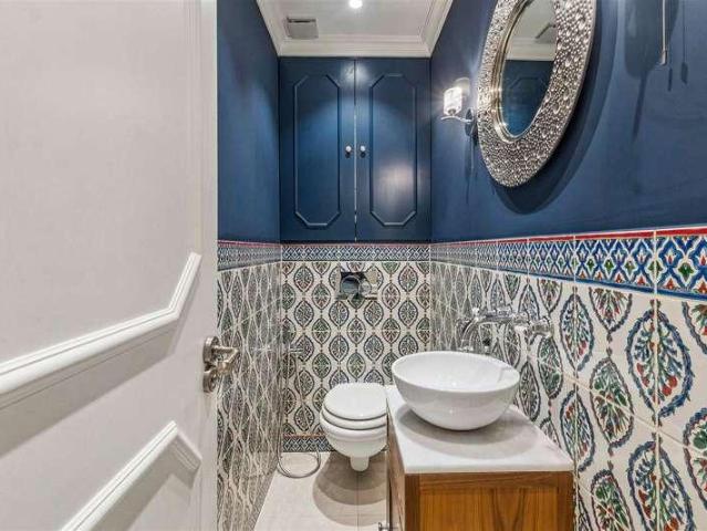 Flat for sale in West Kensington, Greater London