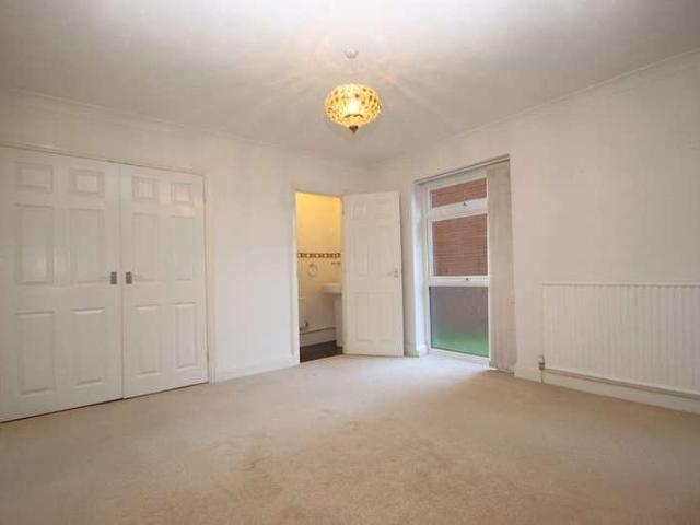Flat for sale in Fishery, Maidenhead