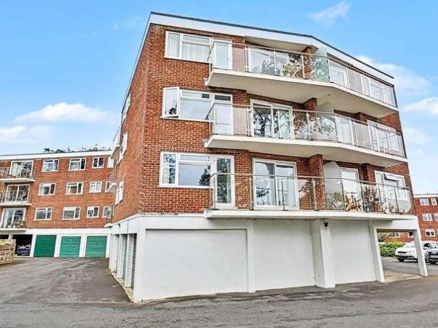 Flat for sale in Wick, Bournemouth