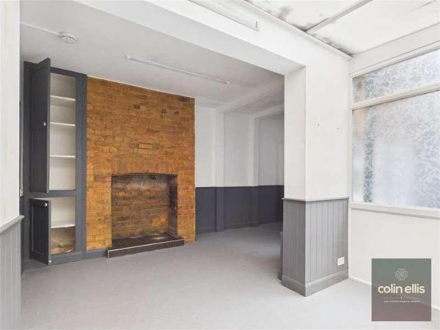 Flat for sale in The Old Town, Kepwick