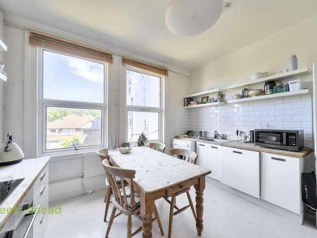Flat for sale in London Borough of Bromley, Greater London