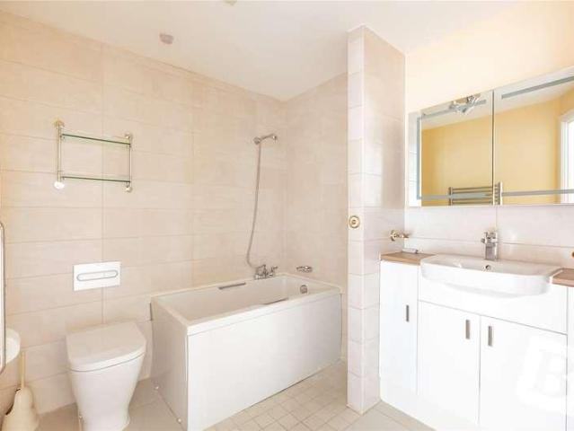Flat for sale in Moulsham, Chelmsford