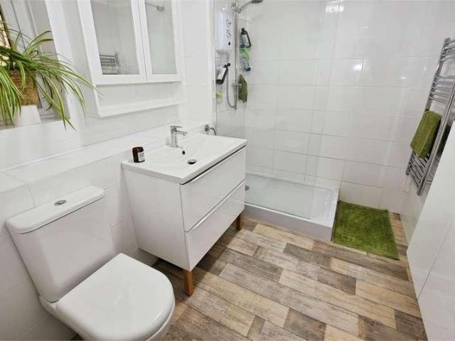 Flat for sale in Knowles Hill, Bridford