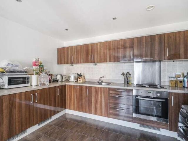 Flat for sale in Horsell, Woking