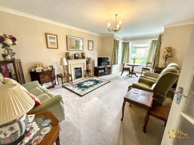 Flat for sale in Old Town, Heathlands