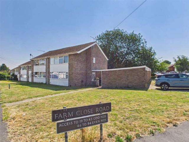 Flat for sale in Berrick Salome, Oxfordshire