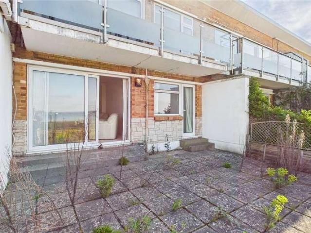 Flat for sale in Canford Cliffs, Poole