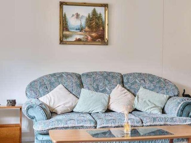 Flat for sale in Thatcham, West Berkshire