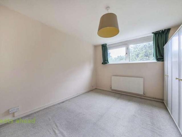 Flat for sale in London Borough of Croydon, Upper Norwood