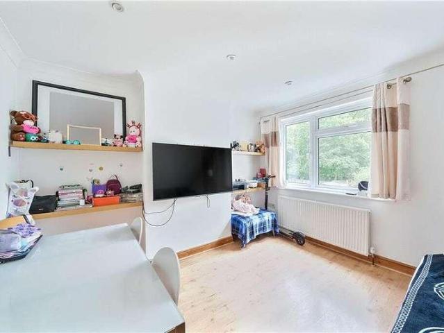 Flat for sale in Greater London