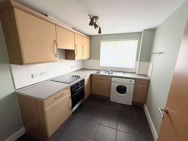 Flat for sale in Higher Runcorn, Halton