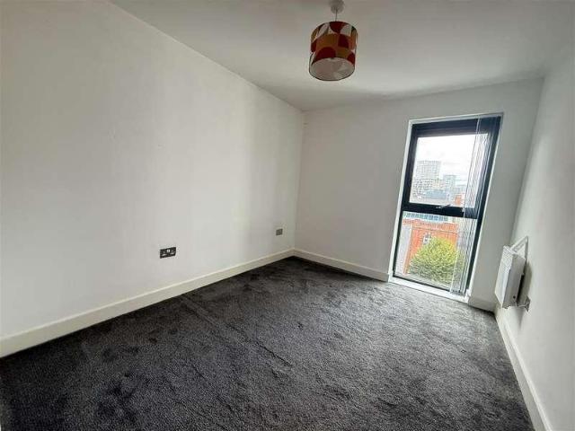 Flat for sale in City Centre, Salford