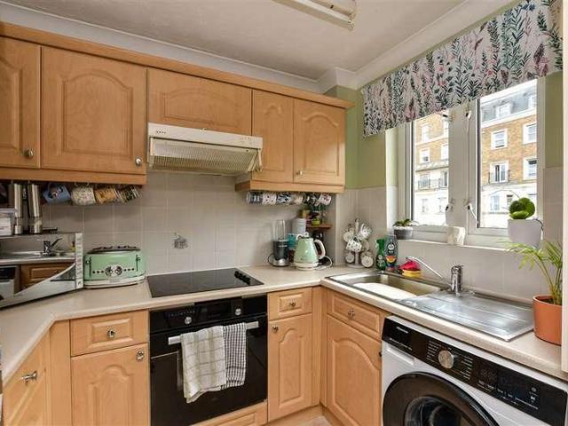 Flat for sale in Cliftonville West, Acol