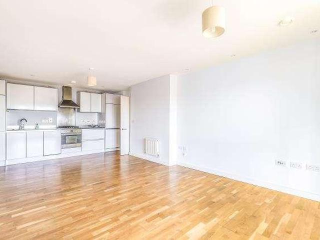 Flat for sale in Coley, Reading