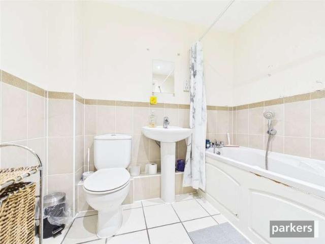 Flat for sale in Coley, Reading
