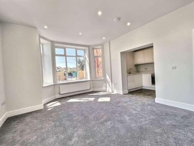 Flat for sale in Wick, Bournemouth