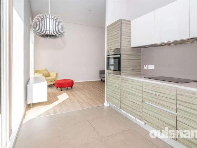 Flat for sale in Stirchley, Birmingham