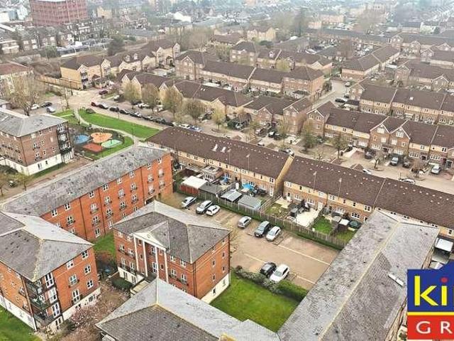 Flat for sale in Lower Edmonton, Edmonton