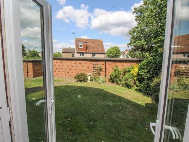 Flat for sale in Sefton