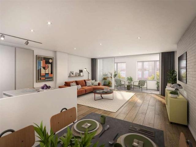 Flat for sale in Old Ford, Bow