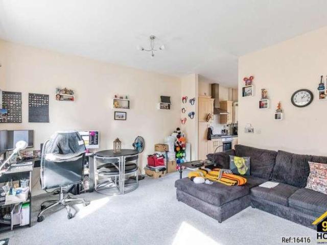 Flat for sale in Stanton Cross, Wellingborough