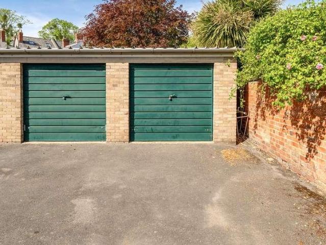 Flat for sale in Golden Valley, Gloucestershire