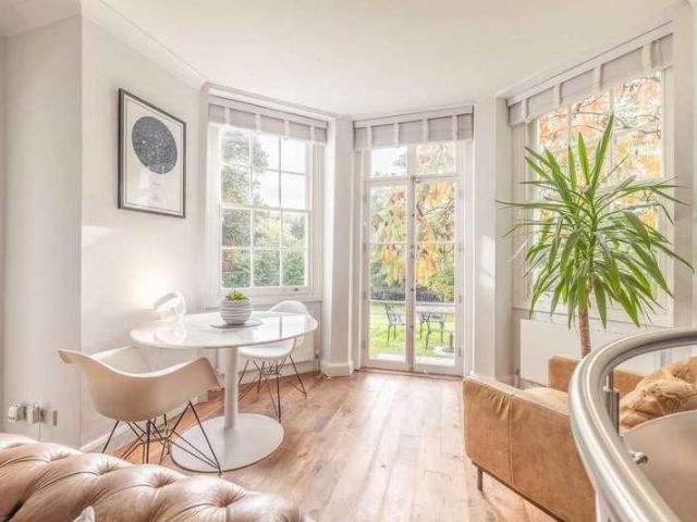 Flat for sale in Swallow, Buckinghamshire