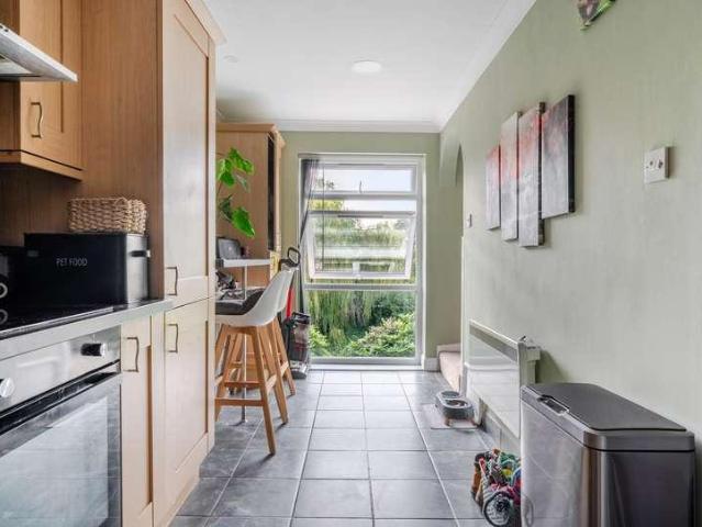 Flat for sale in Oldland, South Gloucestershire