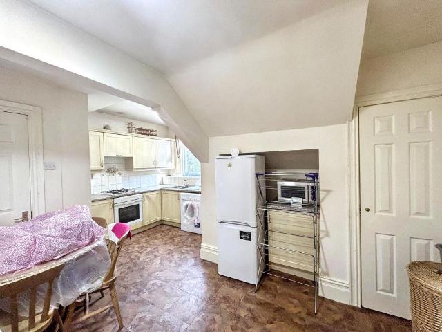 Flat for sale in Jesmond, Tyne And Wear