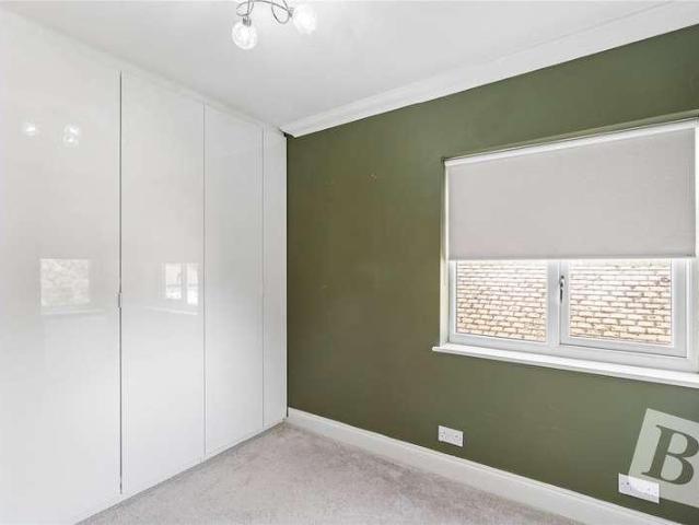 Flat for sale in Corbets Tey, Greater London