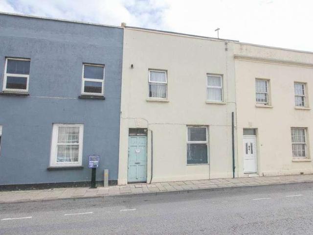 Flat for sale in Weston-super-mare, North Somerset