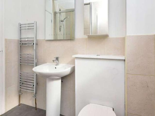Flat for sale in Kursaal Estate, Southend-on-Sea
