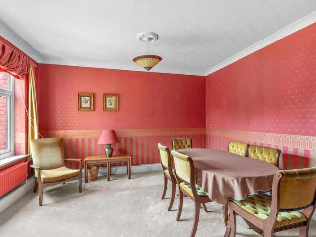 Flat for sale in Amersham, Buckinghamshire