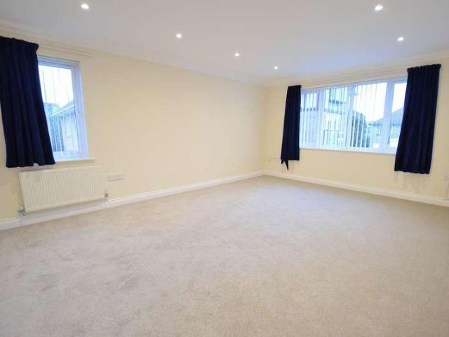 Flat for sale in Old Milton, Ashurst Bridge