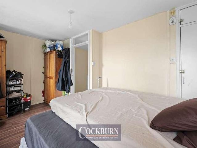 Flat for sale in London Borough of Lewisham, Blackheath