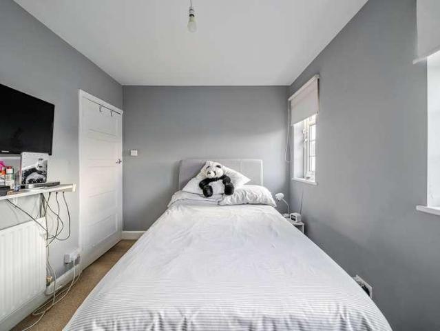 Flat for sale in Greater London