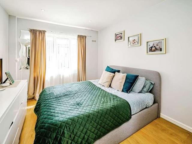 Flat for sale in Slough